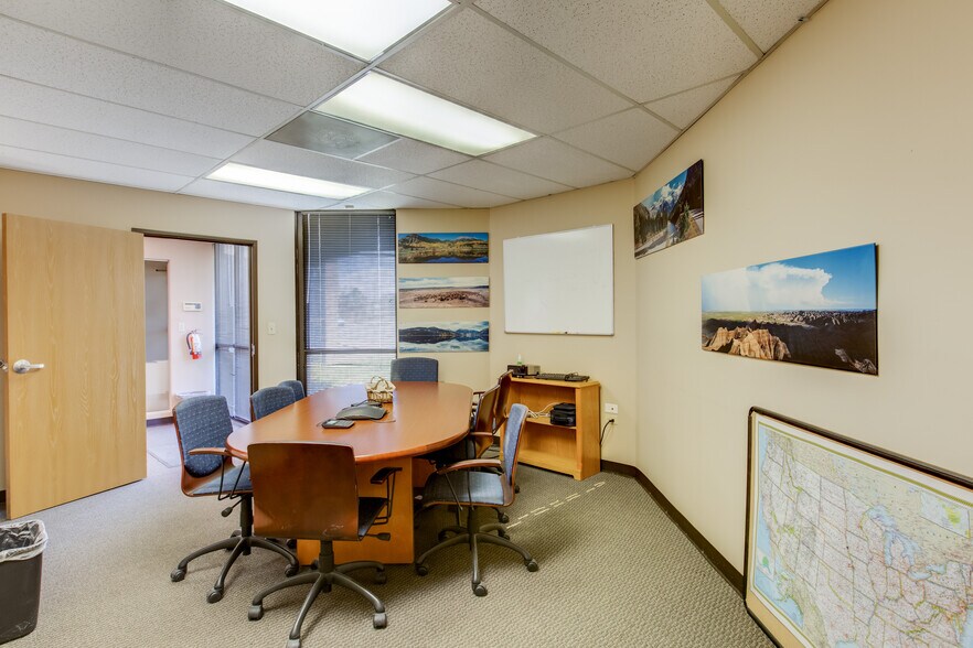 More Photos Of 7399 S Tucson Way, Centennial Flex For Lease