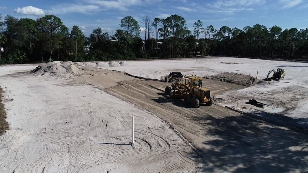 More Photos Of 28051 Hunters Ridge Blvd, Bonita Springs Land For Sale