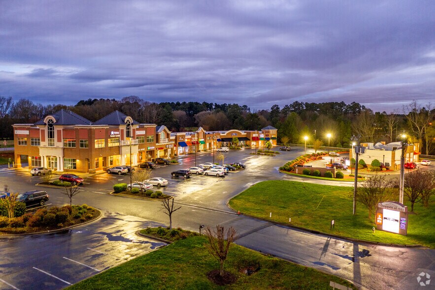 More Photos Of 9789 Charlotte Hwy, Fort Mill Storefront For Lease