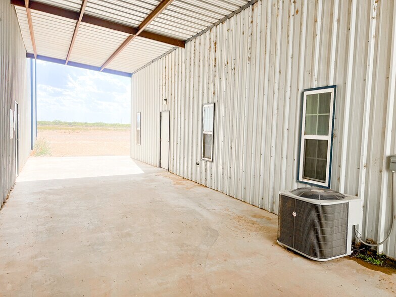 More Photos Of 2599 FM 3033, Stanton Warehouse For Lease