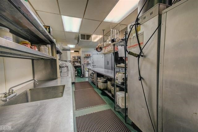 More Photos Of 24611 Gratiot Ave, Eastpointe Freestanding For Sale