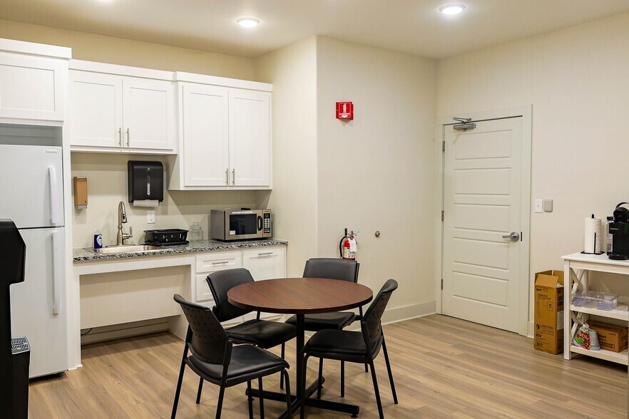 More Photos Of 5004 122nd St, Lubbock Office Residential For Sale