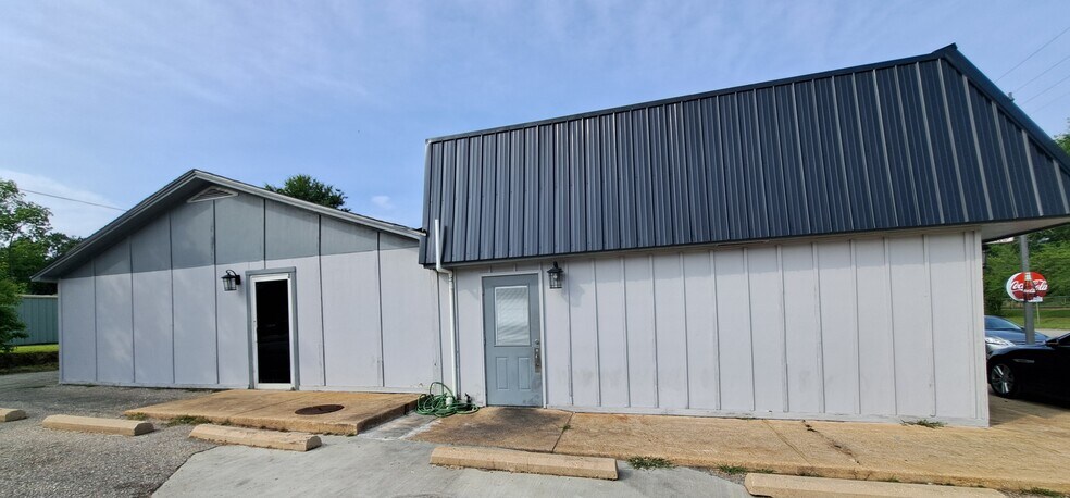 More Photos Of 220 W Front St, Evergreen Freestanding For Sale