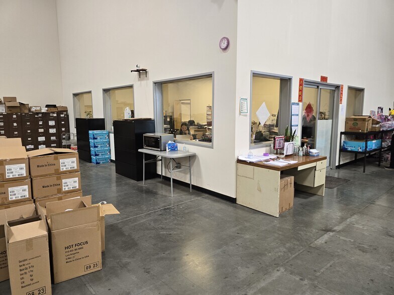 More Photos Of 510 S Magnolia Ave, Ontario Warehouse For Sale