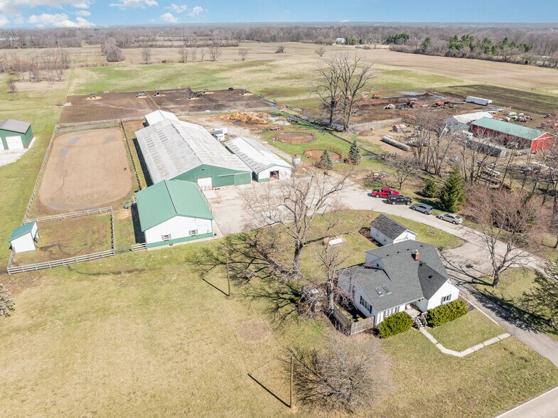 More Photos Of 7195 Singer Rd, Dayton Horse Stables For Sale