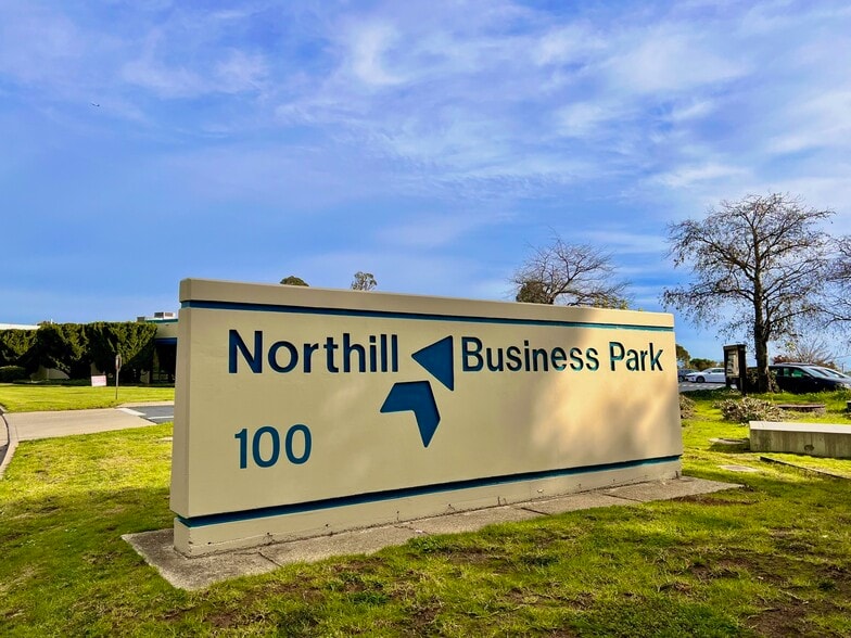 More Photos Of 100 N Hill Dr, Brisbane Light Manufacturing For Lease