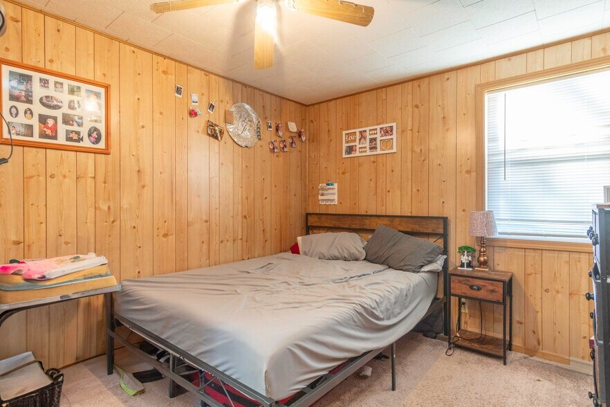 More Photos Of 14617 Kettlersville Rd, Wapakoneta Light Distribution For Sale