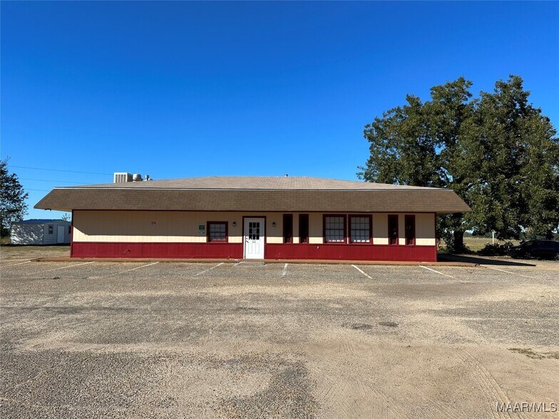 Primary Photo Of 2203 Highway 134, Kinston Restaurant For Sale
