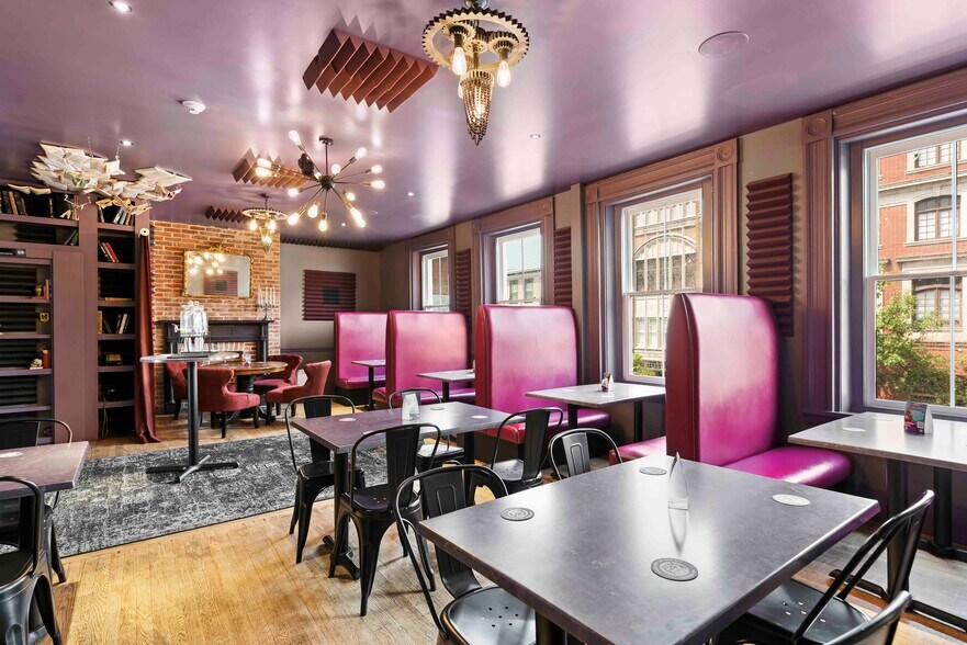 More Photos Of 26 W High St, Carlisle Office For Sale