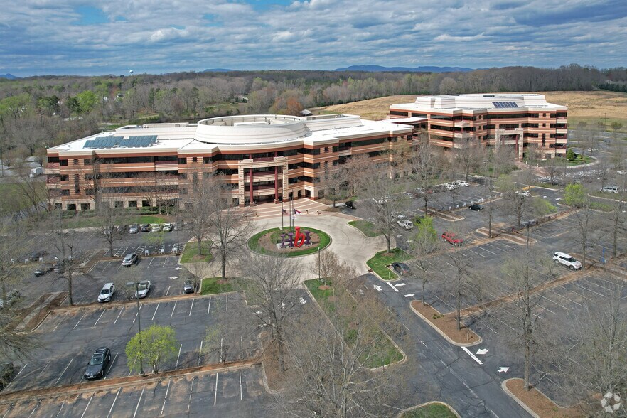 More Photos Of 1000 E Hanes Mill Rd, Winston-Salem Office For Sale