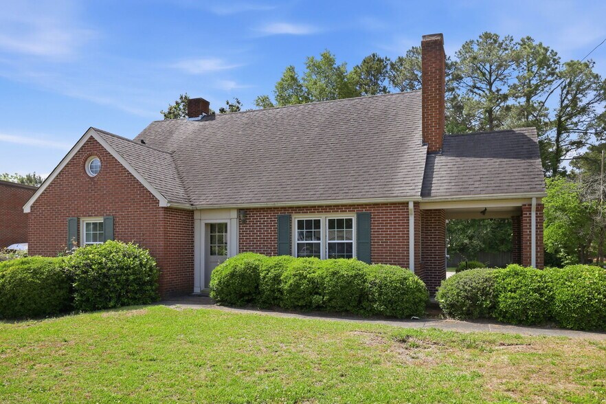 More Photos Of 1008 W Vernon Ave, Kinston Office For Sale