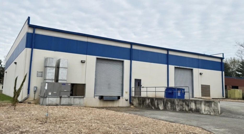 More Photos Of 350 Electronics Blvd SW, Huntsville Light Distribution For Lease