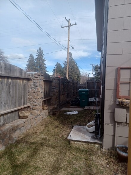 More Photos Of 200 S California St, Dorris Hospitality For Sale