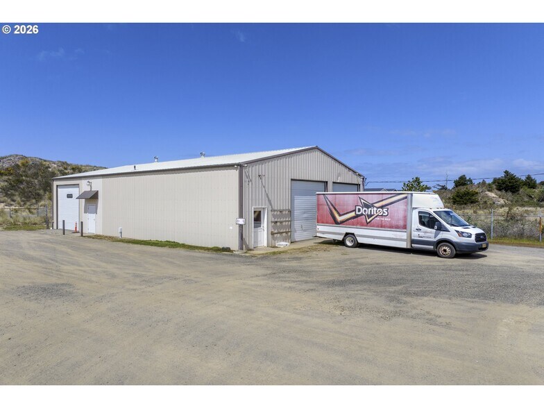 More Photos Of 5071 US 101, Florence Industrial For Sale