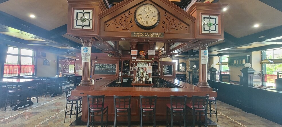 More Photos Of 2578 Route 55, Poughquag Restaurant For Sale