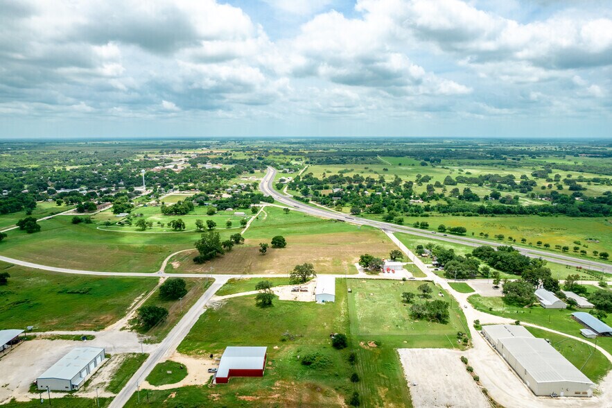 More Photos Of 195 Business Park Ave, Stockdale Land For Sale