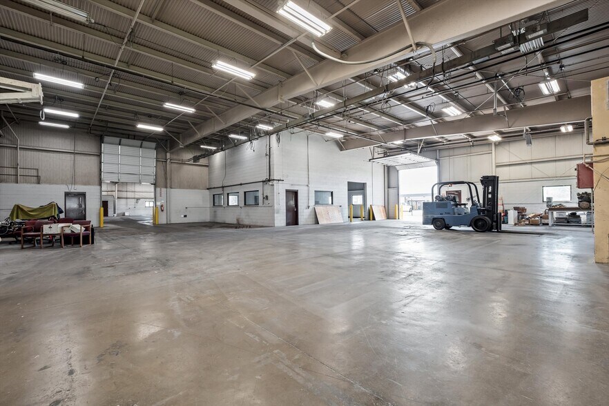 More Photos Of 69150 Skinner Dr, Richmond Warehouse For Sale