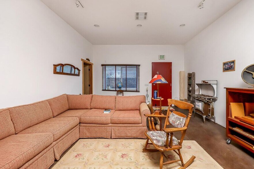 More Photos Of 3212 Mt Pinos Way, Frazier Park Light Manufacturing For Sale