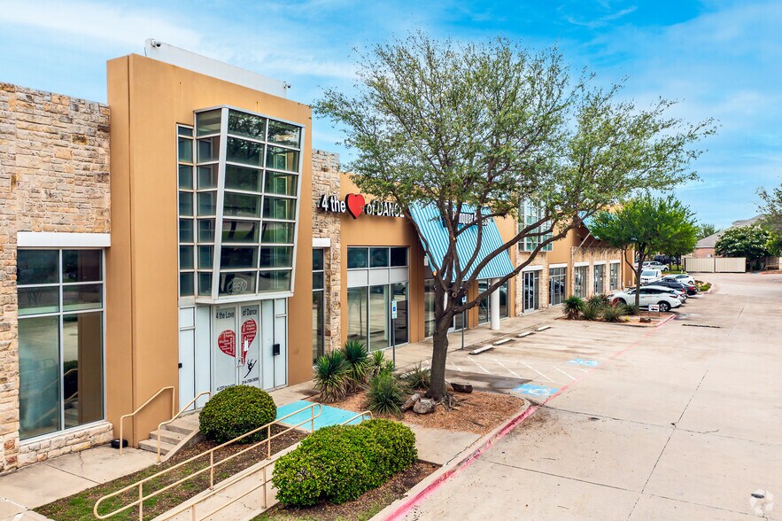 Primary Photo Of 4681 Ohio Dr, Frisco Unknown For Lease