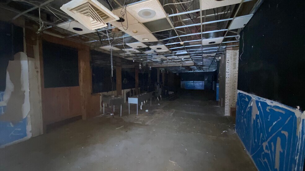 More Photos Of 411-419 Northampton St, Easton Restaurant For Sale