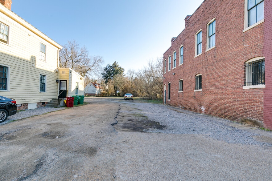 More Photos Of 712 Grove Ave, Petersburg Apartments For Sale