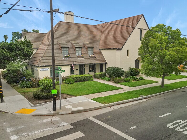 More Photos Of 738 E Santa Paula St, Santa Paula Funeral Home For Sale