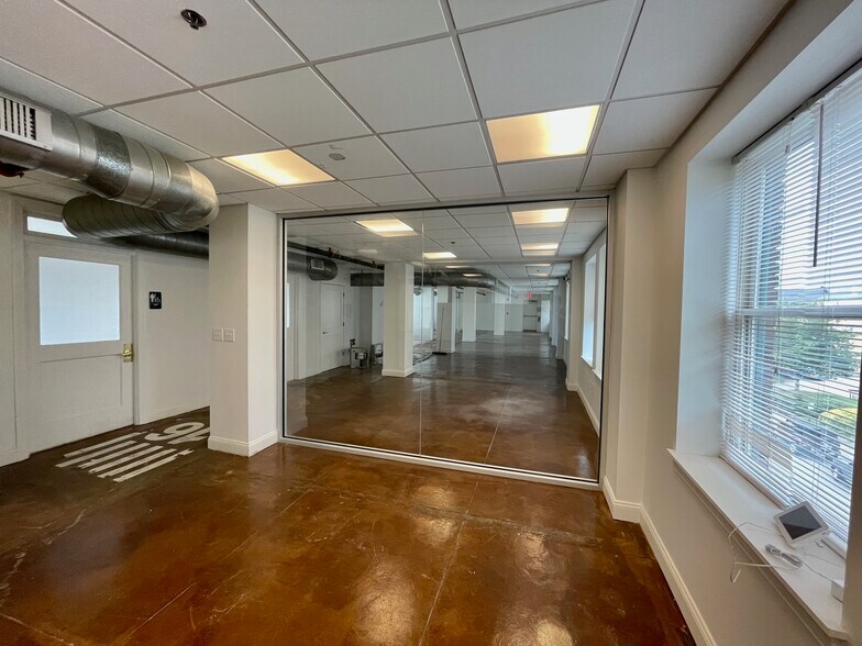 More Photos Of 157 E Main St, Rock Hill Loft Creative Space For Lease