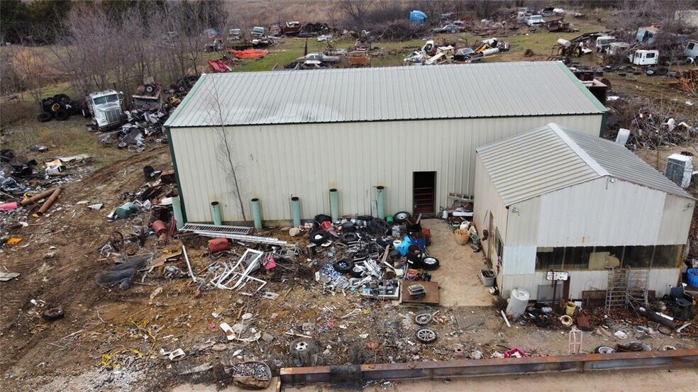 Primary Photo Of 34330 Highway 29, Pauls Valley Auto Salvage Facility For Sale