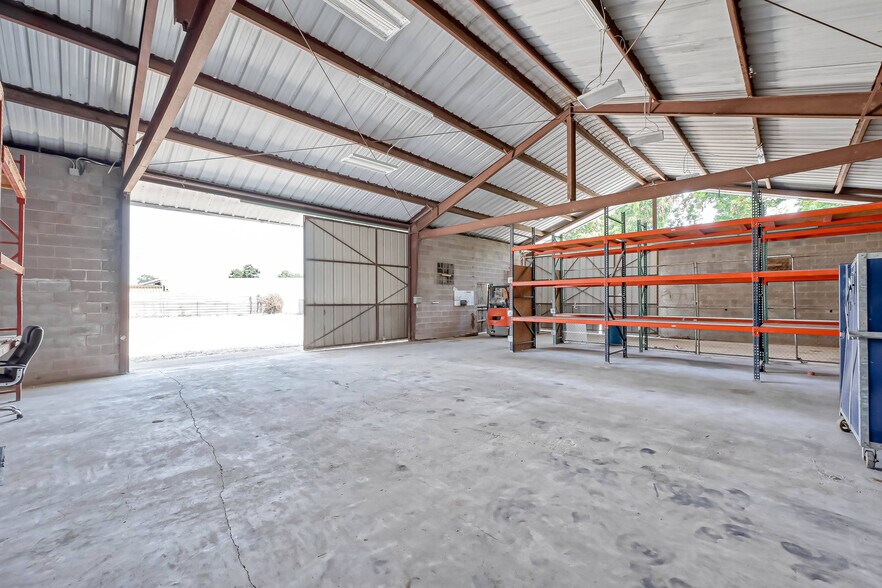 More Photos Of 401 Northville St, Houston Industrial For Sale