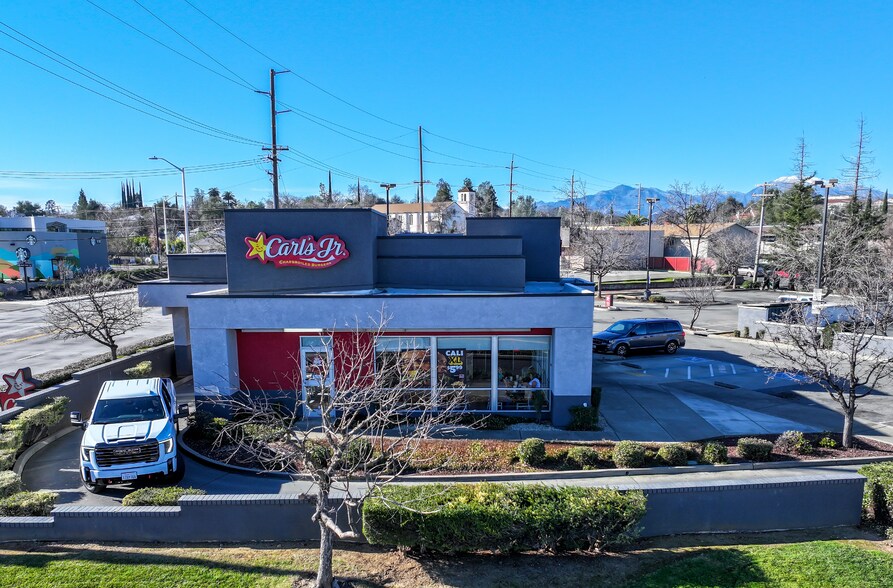 More Photos Of 1800 Eureka Way, Redding Fast Food For Sale
