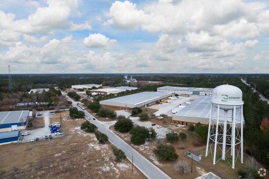 More Photos Of 138 Industrial Blvd, Rincon Warehouse For Lease