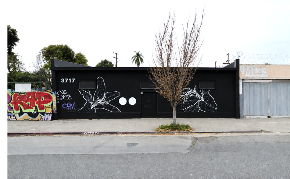 Primary Photo Of 3717 W Jefferson Blvd, Los Angeles Showroom For Lease
