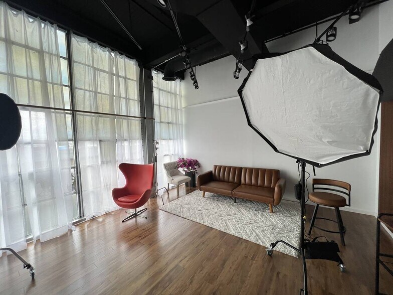 More Photos Of 100 Barber Ave, Worcester Office For Sale