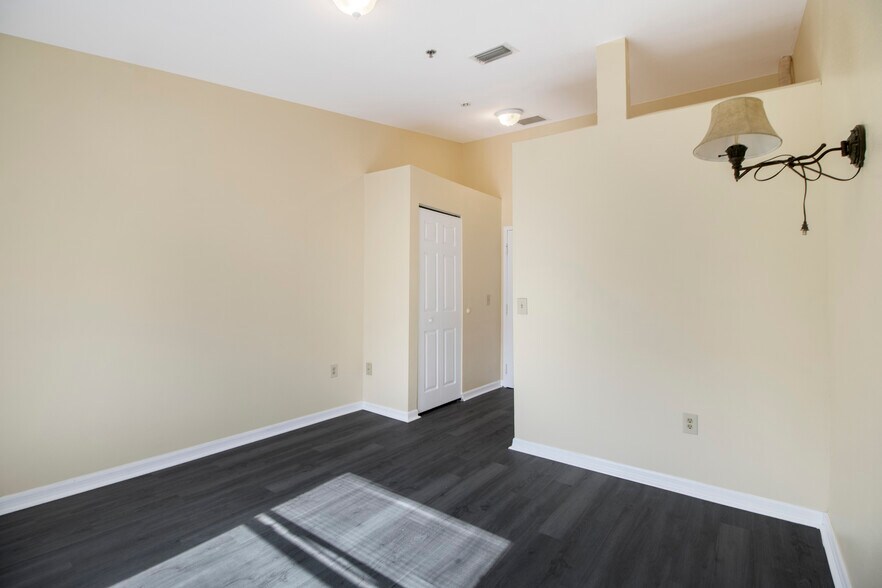 More Photos Of 820 15th St N, Saint Petersburg Assisted Living For Sale