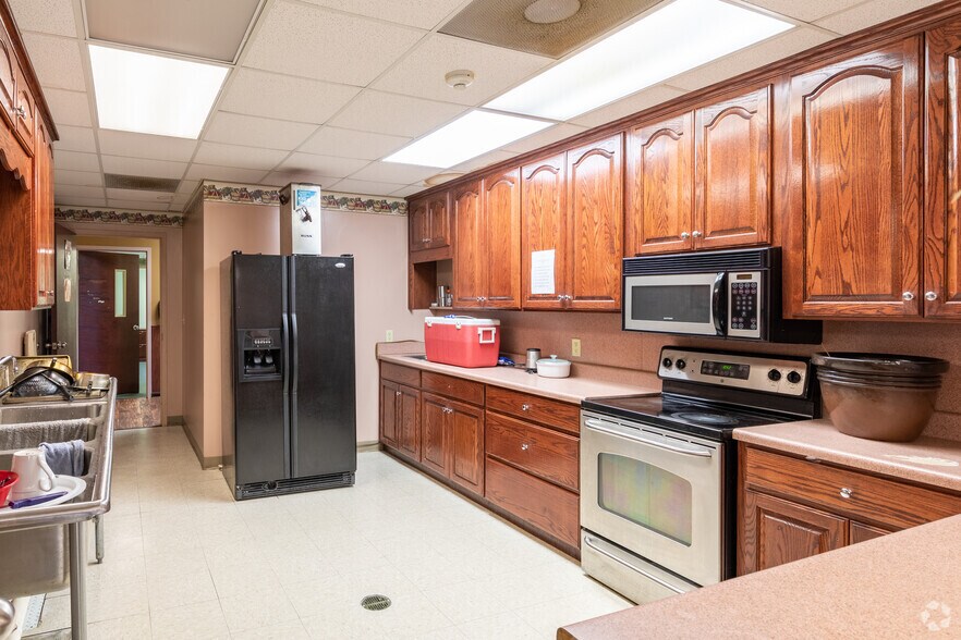 More Photos Of 2514 Avenue D, Birmingham Religious Facility For Sale