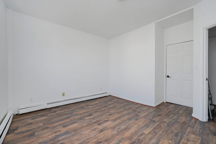 More Photos Of 63-65 Pierce Street, Newark Office Residential For Sale