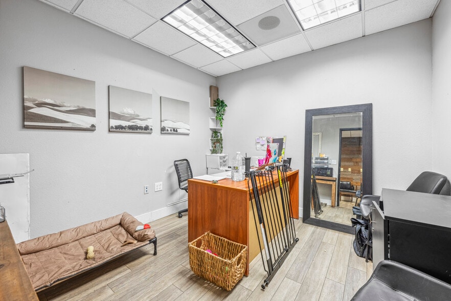 More Photos Of 3636 5th Ave, San Diego Office For Lease