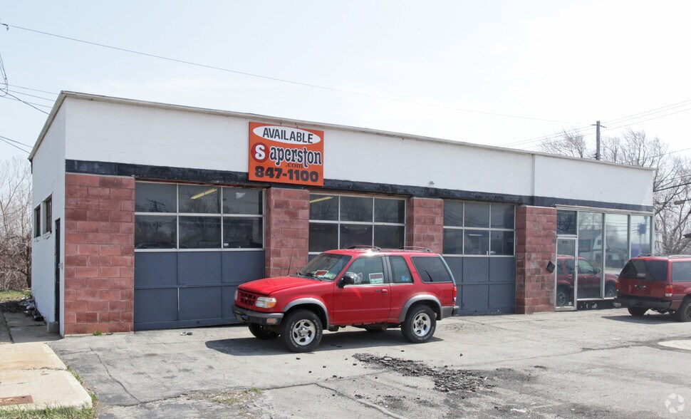 More Photos Of 3233 Lake Shore Rd, Buffalo Auto Repair For Sale