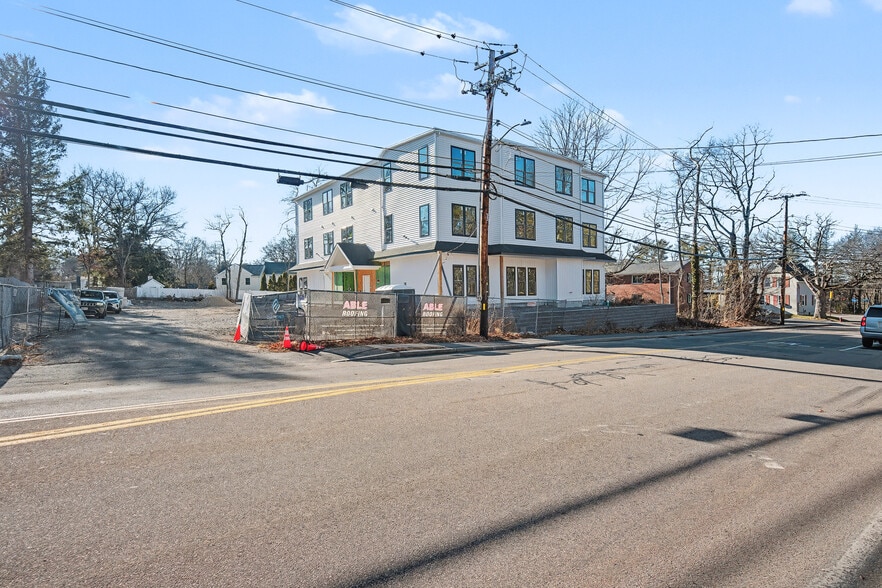 More Photos Of 173 High Plain St, Walpole Office For Sale