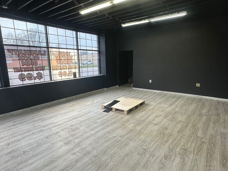 More Photos Of 18900 W Warren Ave, Detroit Freestanding For Sale