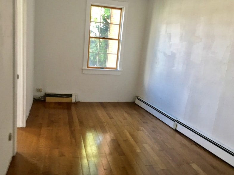 More Photos Of 230 E Main St, Port Jefferson Station Storefront Retail Residential For Sale