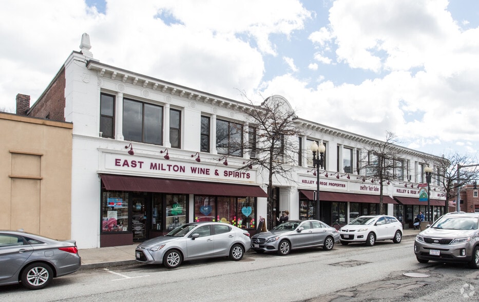 More Photos Of 356-380 Granite Ave, Milton Storefront Retail Office For Lease