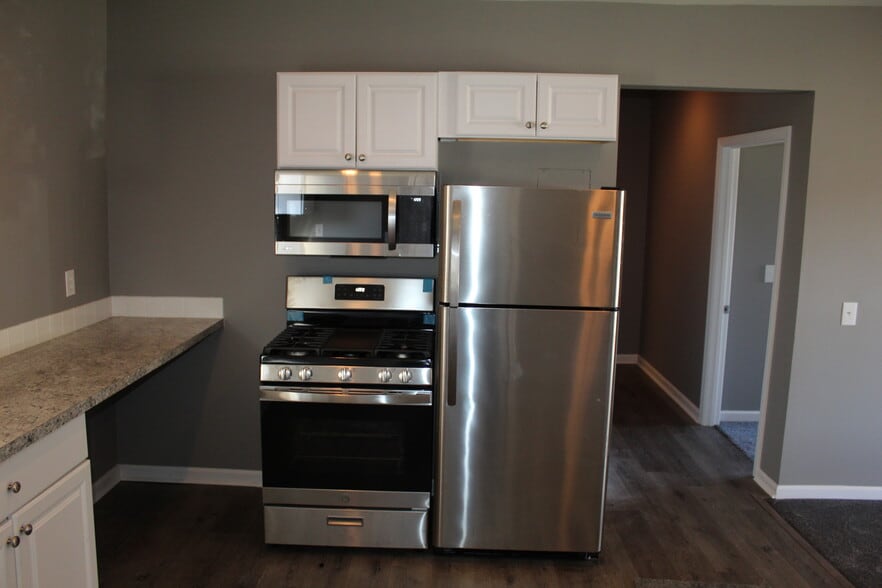 More Photos Of 801 S Mill St, Clio Apartments For Sale