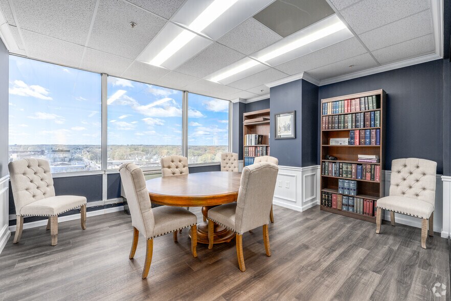 Photo of 6th Floor Ste 607