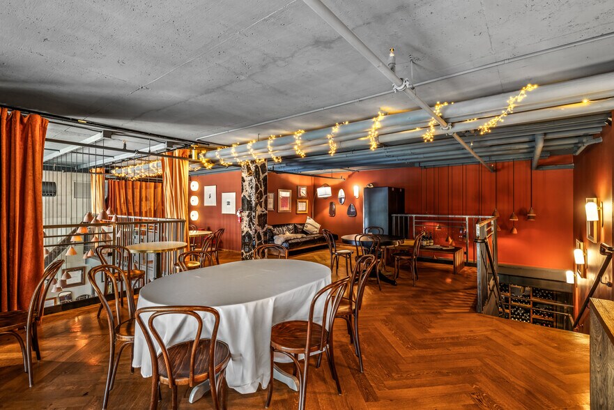 More Photos Of 910 Yampa Street, Steamboat Springs General Retail For Sale