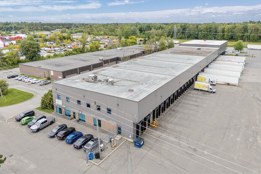More Photos Of 37 Enterprise Ave, Ottawa Warehouse For Lease