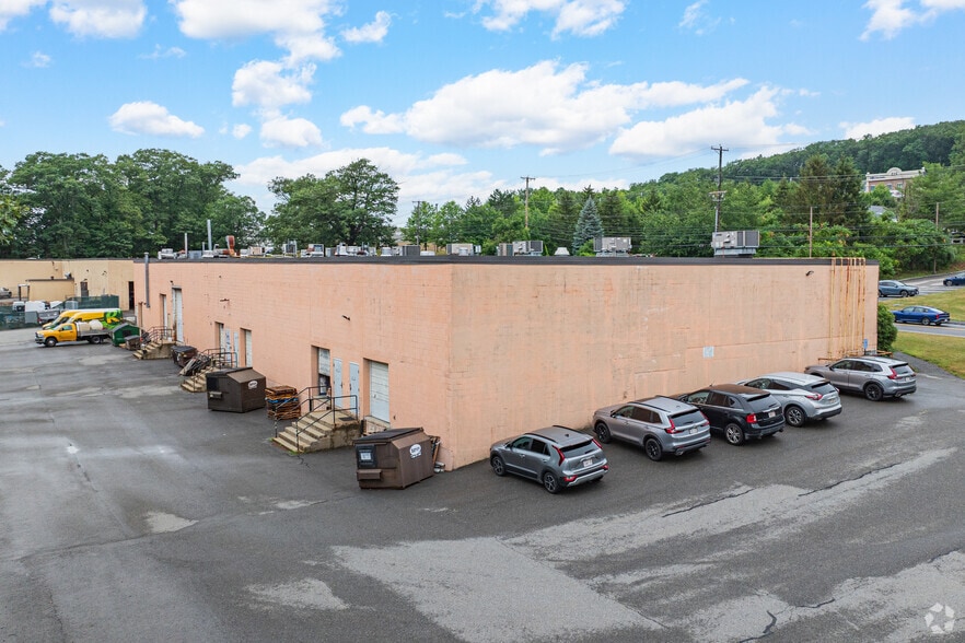 More Photos Of 178-190 Cedar Hill St, Marlborough Industrial For Lease
