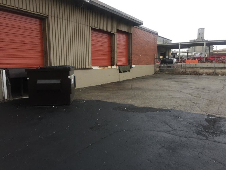 More Photos Of 804 E Monument Ave, Dayton Industrial For Lease