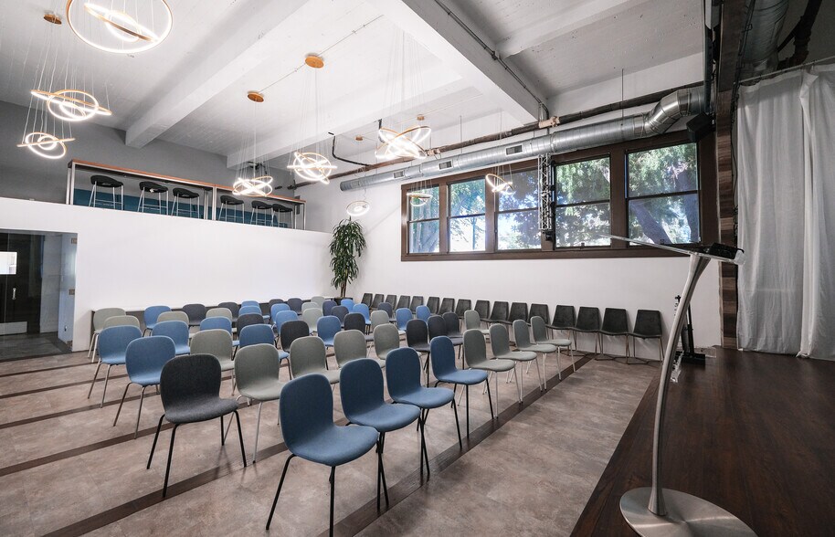 More Photos Of 2030 Alameda Padre Serra, Santa Barbara Office For Lease