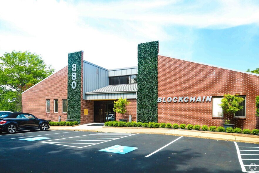 More Photos Of 880 Harrison St SE, Leesburg Coworking Space
